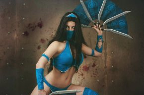 Kitana Mortal Kombat-blood by Anastasya01